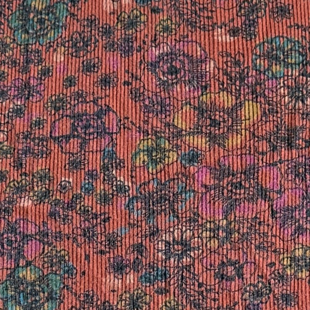 Floral Ribbed Tank Top - Picture 3 of 3